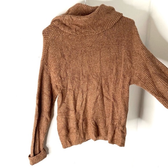 Jessica Simpson Ribbed Neutral Brown Knit Button Turtleneck Sweater NWT - Picture 5 of 7